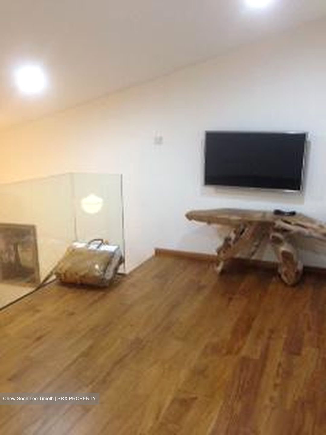 Race Course Road (D8), Terrace #330139731